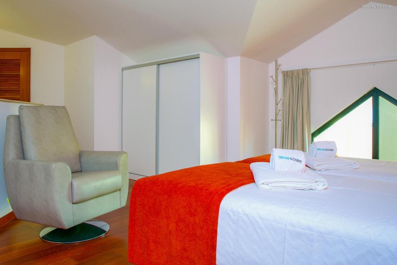 Luzbay Pool Apartments エクステリア 写真